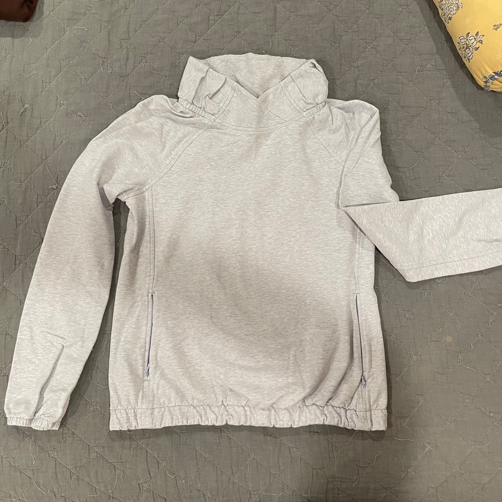 Lululemon pull over